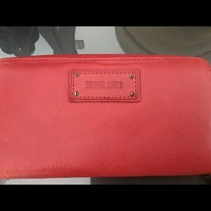 ROOTS 73 Red Leather Wallet